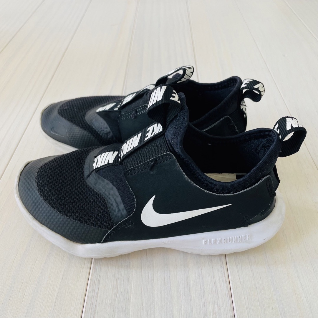 NIKE(ナイキ)のNIKEキッズスニーカー　17㎝ キッズ/ベビー/マタニティのキッズ靴/シューズ(15cm~)(スニーカー)の商品写真