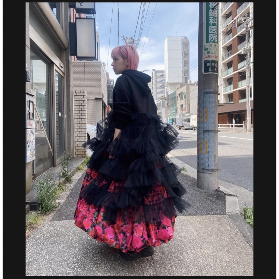VIVIANO⭐️かなりお値下げ⭐️Tulle Trimmed Hoodie の通販 by VIVIANO⭐️かなりお値下げ⭐️Tulle Trimmed Hoodie の通販 by