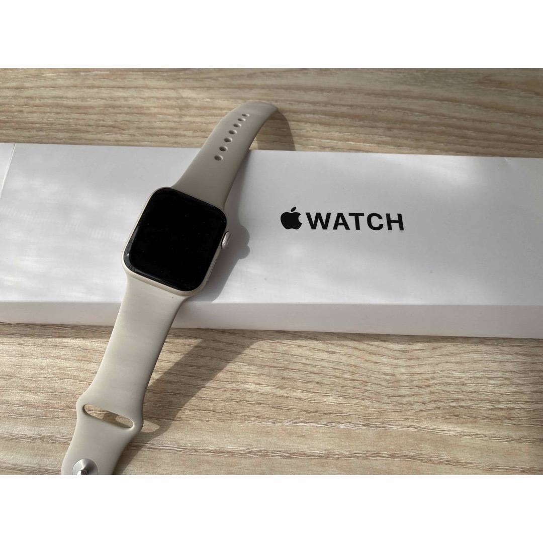 Apple Watch SE（GPSモデル）- 40mmスターライトその他