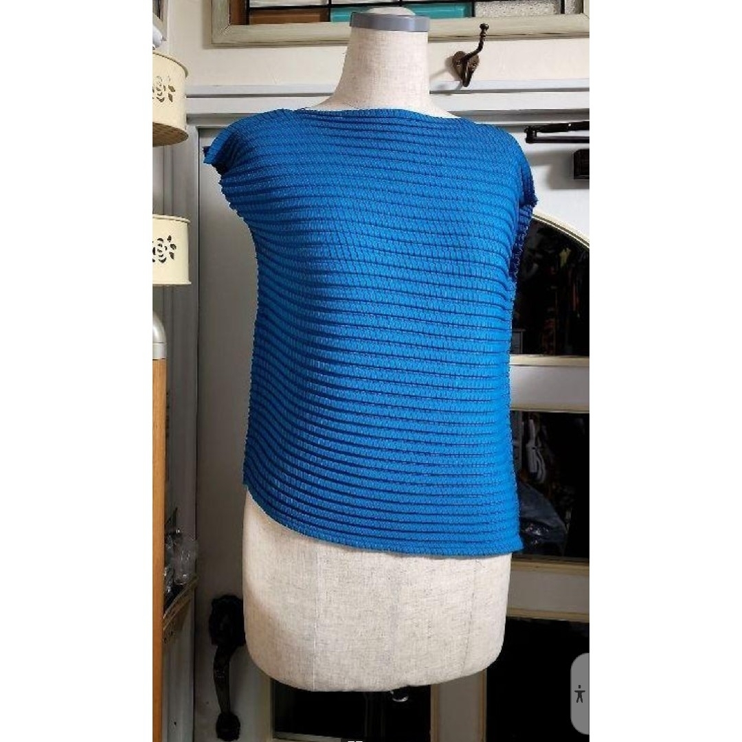 美品 ISSEY MIYAKE イッセイミヤケ 袖なし トップス カットソー-