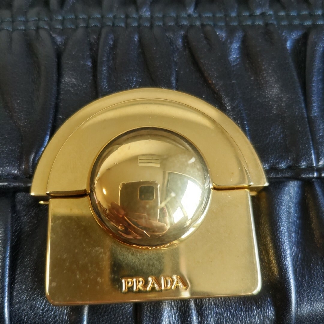 【最終値下げ】Prada✨チェーンバッグ- Nappa Gaufre Nero