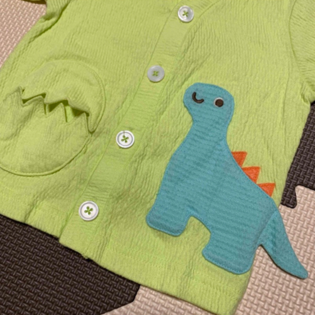 kid’s zoo(キッズズー)の新品未使用キッズズー　恐竜とたまごのカーディガン　80cm♡ キッズ/ベビー/マタニティのベビー服(~85cm)(カーディガン/ボレロ)の商品写真
