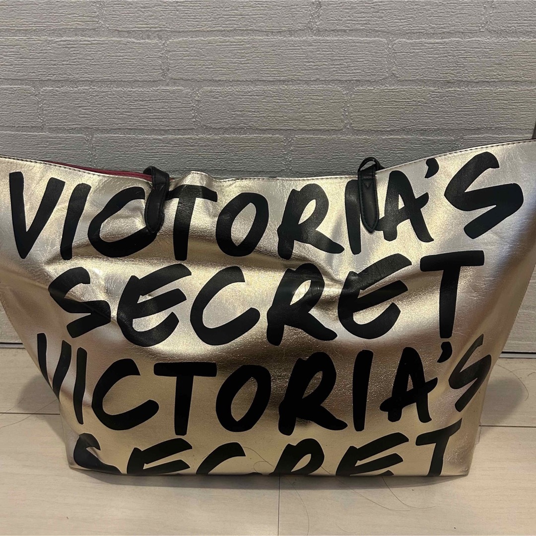 ヴィクトリアズシークレット　victoria's secret　トートバッグ　虹