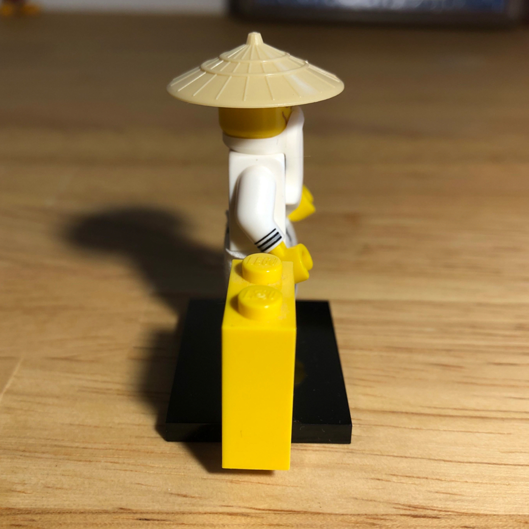 Lego(レゴ)の『akirameijin様専用』レゴ LEGO ミニフィグ ウー先生 エンタメ/ホビーのおもちゃ/ぬいぐるみ(その他)の商品写真