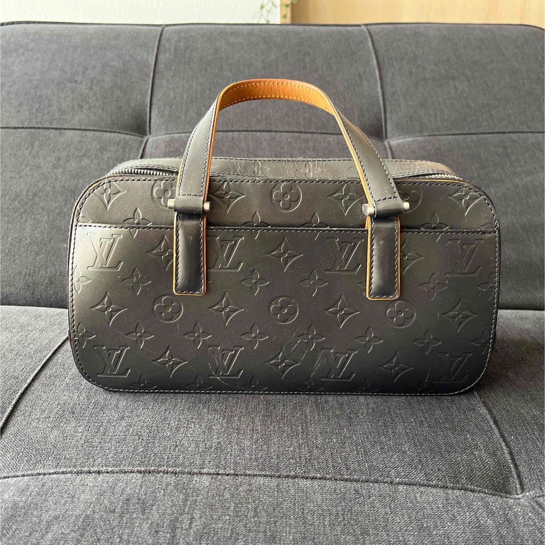 LOUIS VUITTON バッグ　シェルトン　モノグラムマット