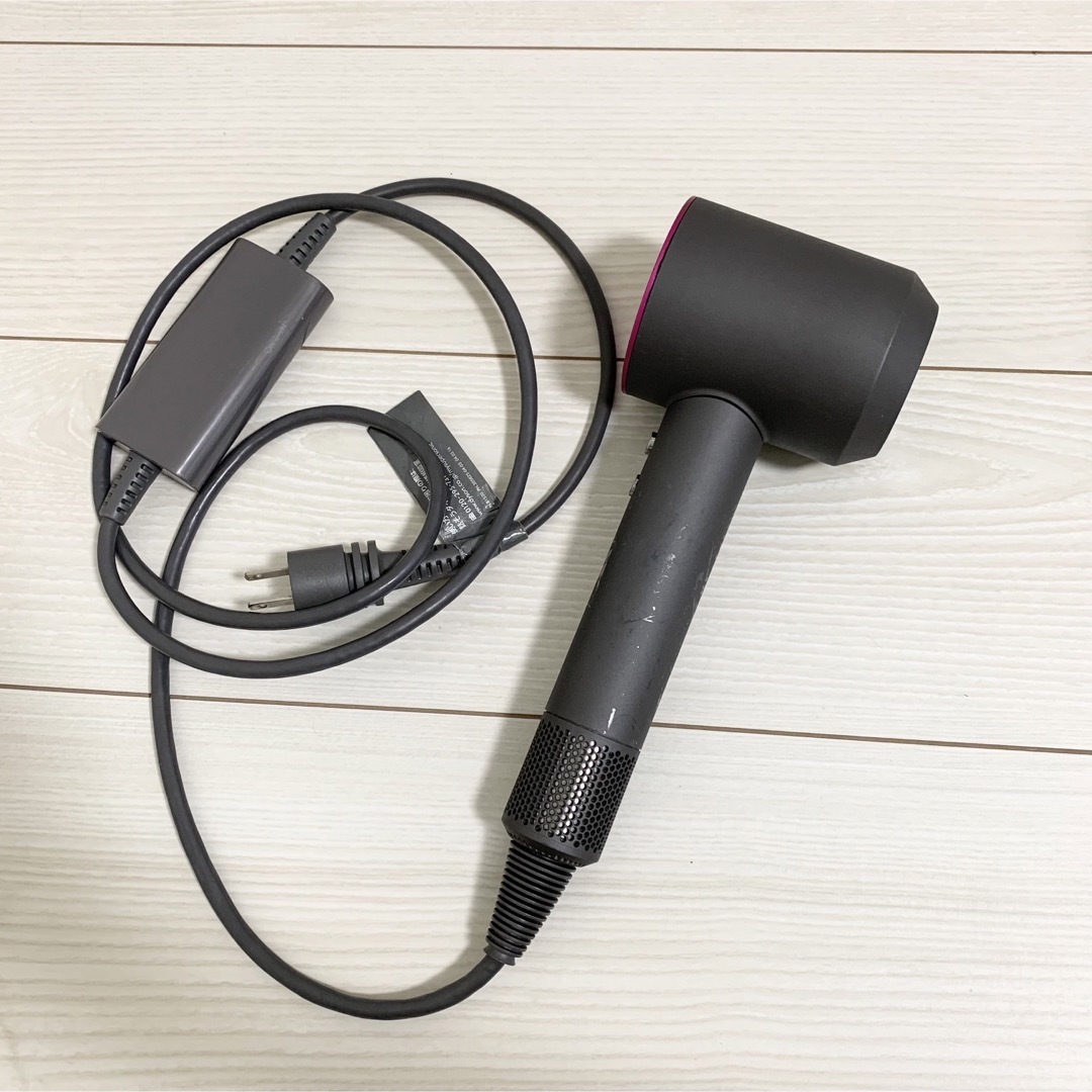 Dyson - Dyson ヘアドライヤー【ジャンク品】の通販 by Sun Dyson - Dyson ヘアドライヤー【ジャンク品】の通販 by Sun