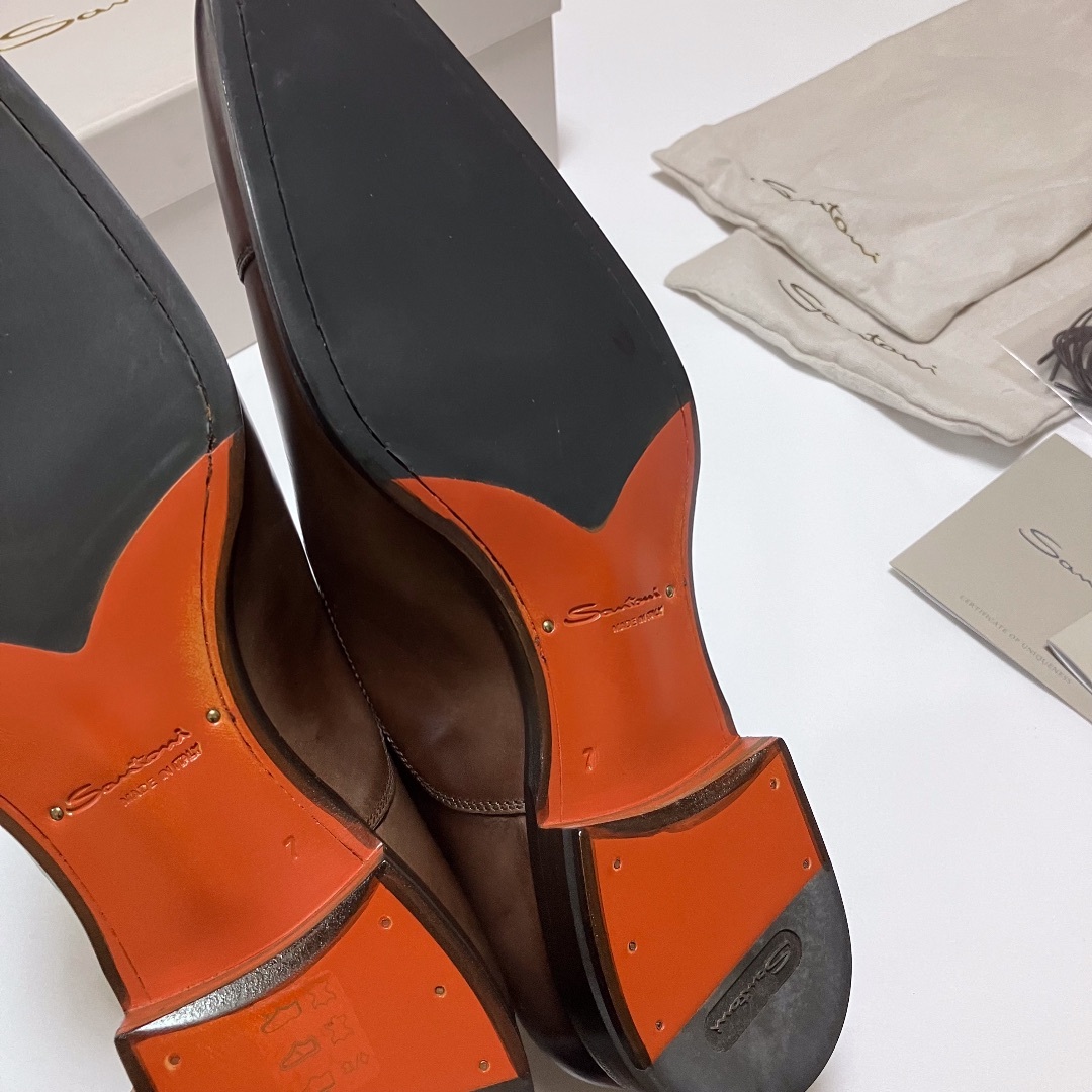 Santoni(サントーニ)の新品 UK7 santoni ストレートチップ 革靴 9915 メンズの靴/シューズ(ドレス/ビジネス)の商品写真