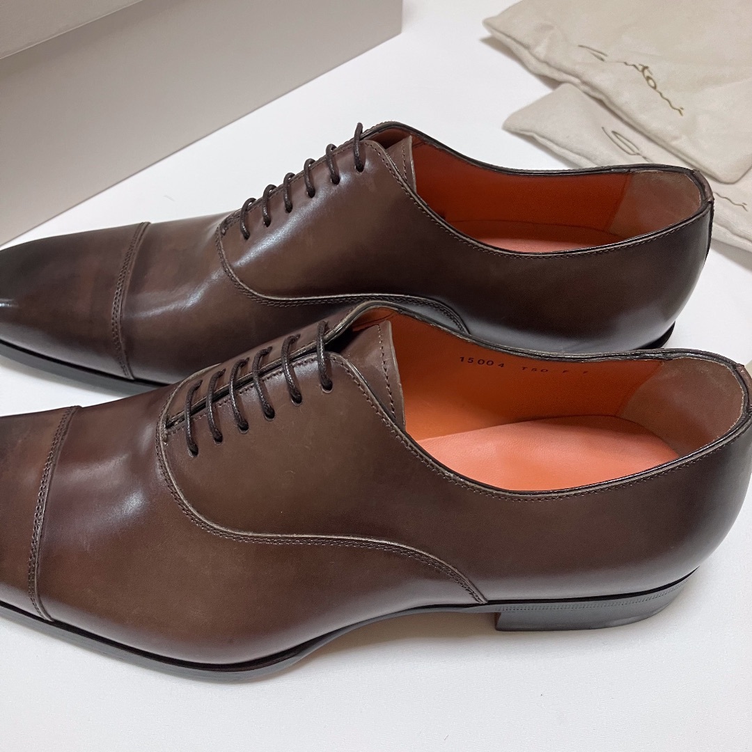 Santoni(サントーニ)の新品 UK7 santoni ストレートチップ 革靴 9915 メンズの靴/シューズ(ドレス/ビジネス)の商品写真