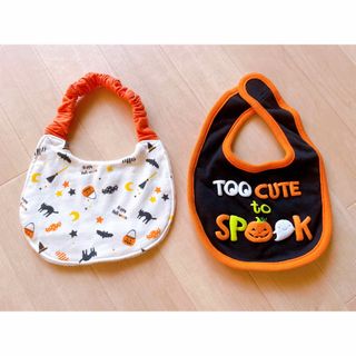 ベビーザラス(BABiESRUS)のハロウィン　スタイ　リバーシブルスタイ　ネコ(ベビースタイ/よだれかけ)