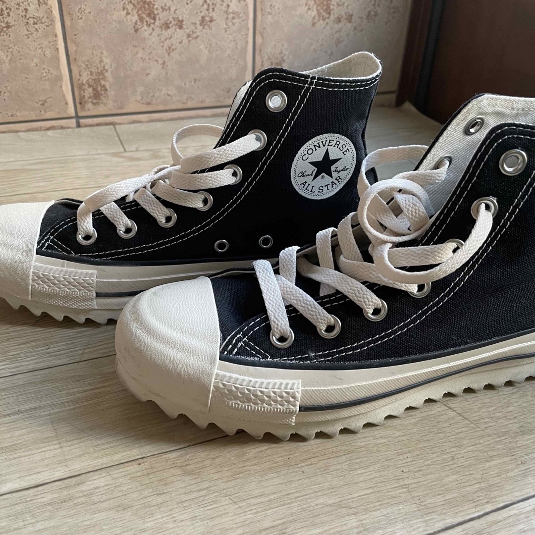 ALL STAR（CONVERSE）(オールスター)のコンバース　シャークソール　ハイカット レディースの靴/シューズ(スニーカー)の商品写真