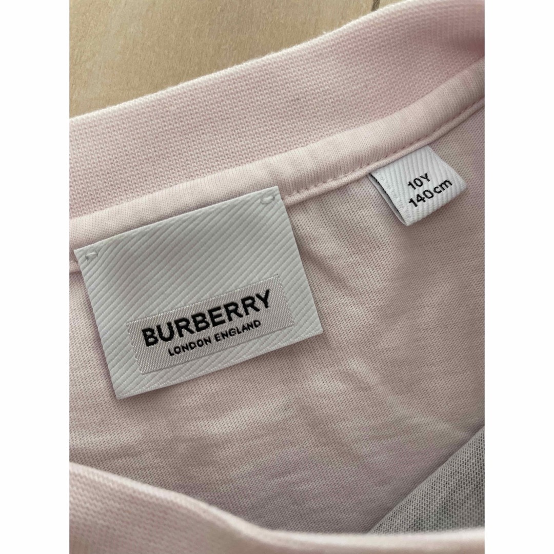 BURBERRY(バーバリー)のBurberry Tシャツ　10 キッズ/ベビー/マタニティのキッズ服女の子用(90cm~)(Tシャツ/カットソー)の商品写真