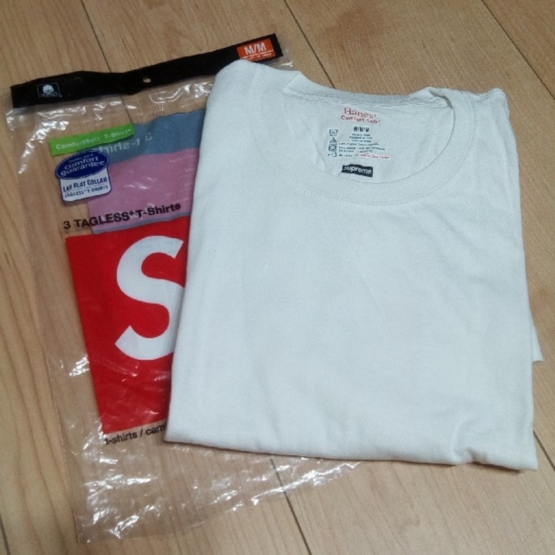 Supreme(シュプリーム)のSupreme Hanes tagless tees シュプリームTシャツ1枚 メンズのトップス(Tシャツ/カットソー(半袖/袖なし))の商品写真