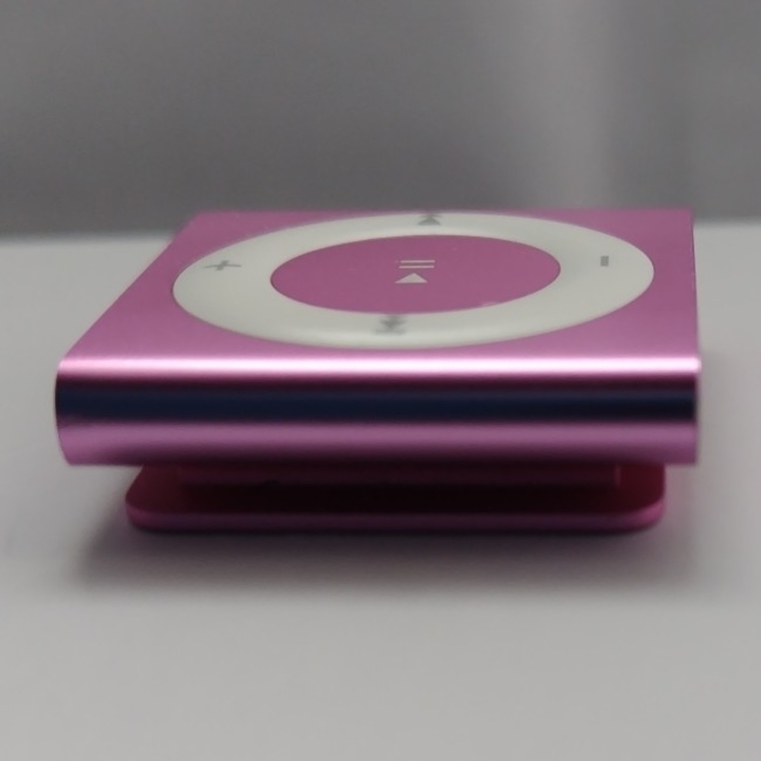 【ジャンク品】iPod shuffle 2GB  ＜ケース、イヤホンなし＞ スマホ/家電/カメラのオーディオ機器(ポータブルプレーヤー)の商品写真