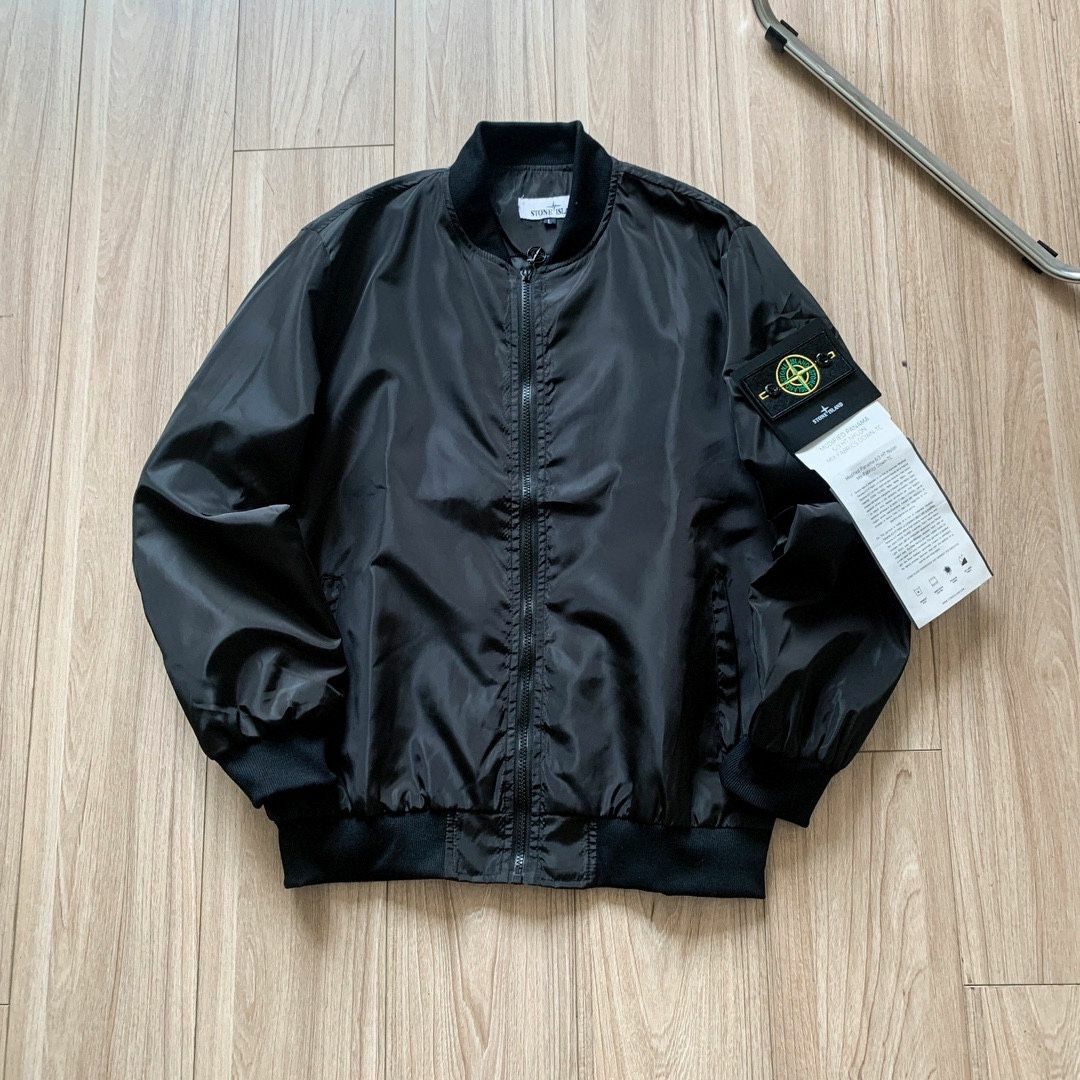 STONE ISLAND - ストーンアイランド ジャケット サイズLの通販 by