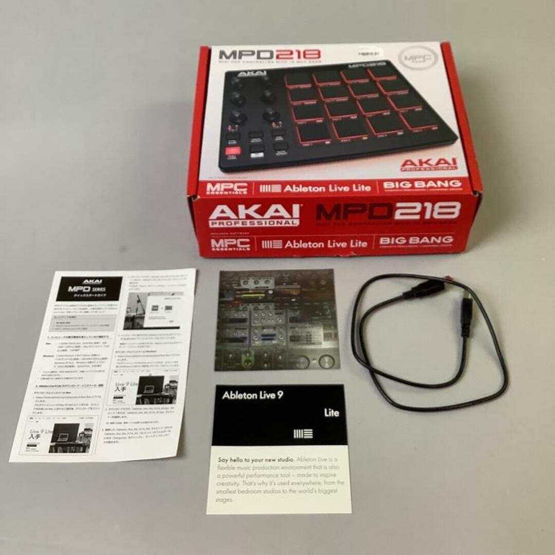 MIDIコントローラーAKAI MPD218