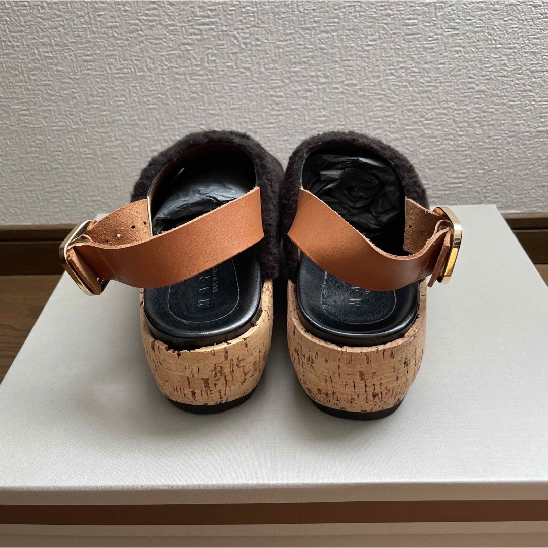Marni(マルニ)の【MARNI】マルニ ファー付きサンダル レディースの靴/シューズ(サンダル)の商品写真