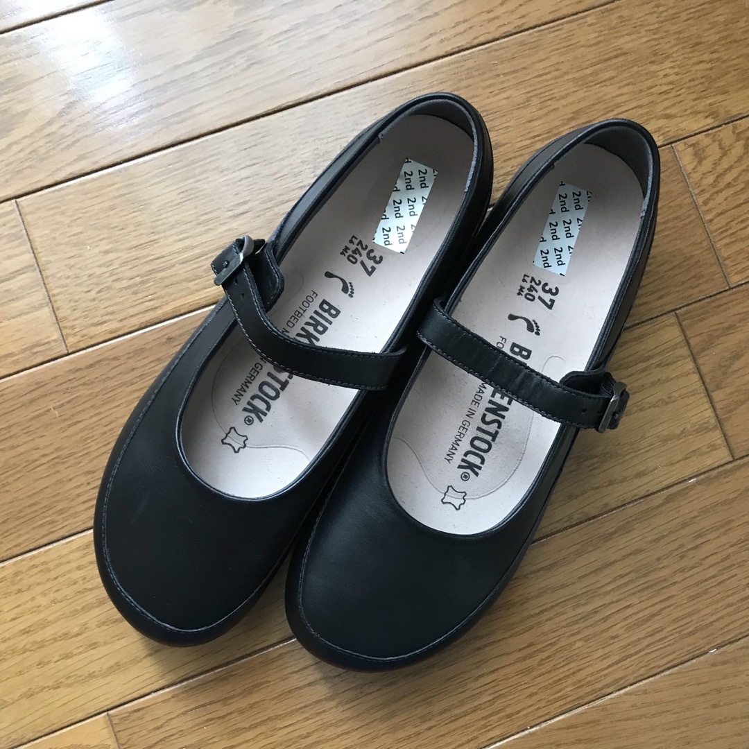 BIRKENSTOCK(ビルケンシュトック)の【じゅん様専用】【日本限定・レア】ビルケンシュトック リズモア ブラック 黒 レディースの靴/シューズ(ローファー/革靴)の商品写真