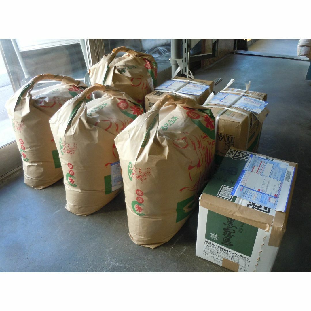 玄米15kg（5kg×3袋）令和５年産新米ミルキークイーン 精米・分搗き米対応 食品/飲料/酒の食品(米/穀物)の商品写真