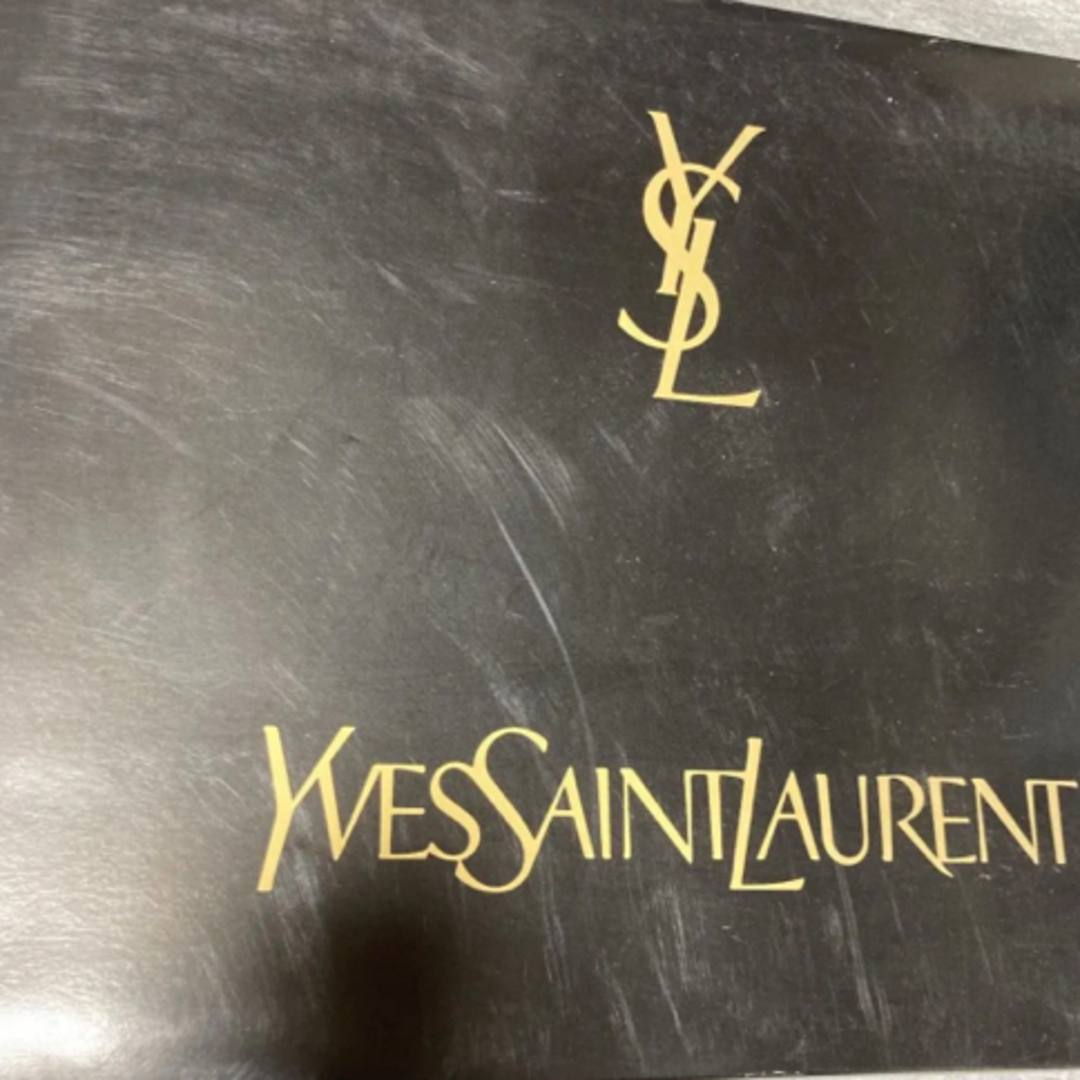 Yves Saint Laurent(イヴサンローラン)の新品  イブ•サンローラン  綿毛布 インテリア/住まい/日用品の寝具(毛布)の商品写真