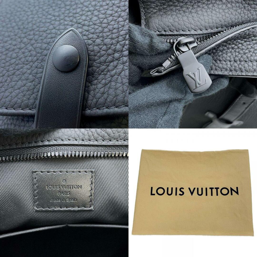 Louis Vuitton Christopher Tote (M58479)