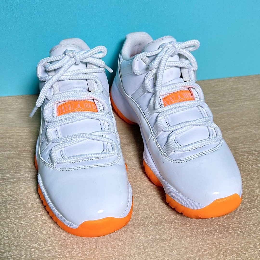 ナイキ【NIKE】エアジョーダン11-
