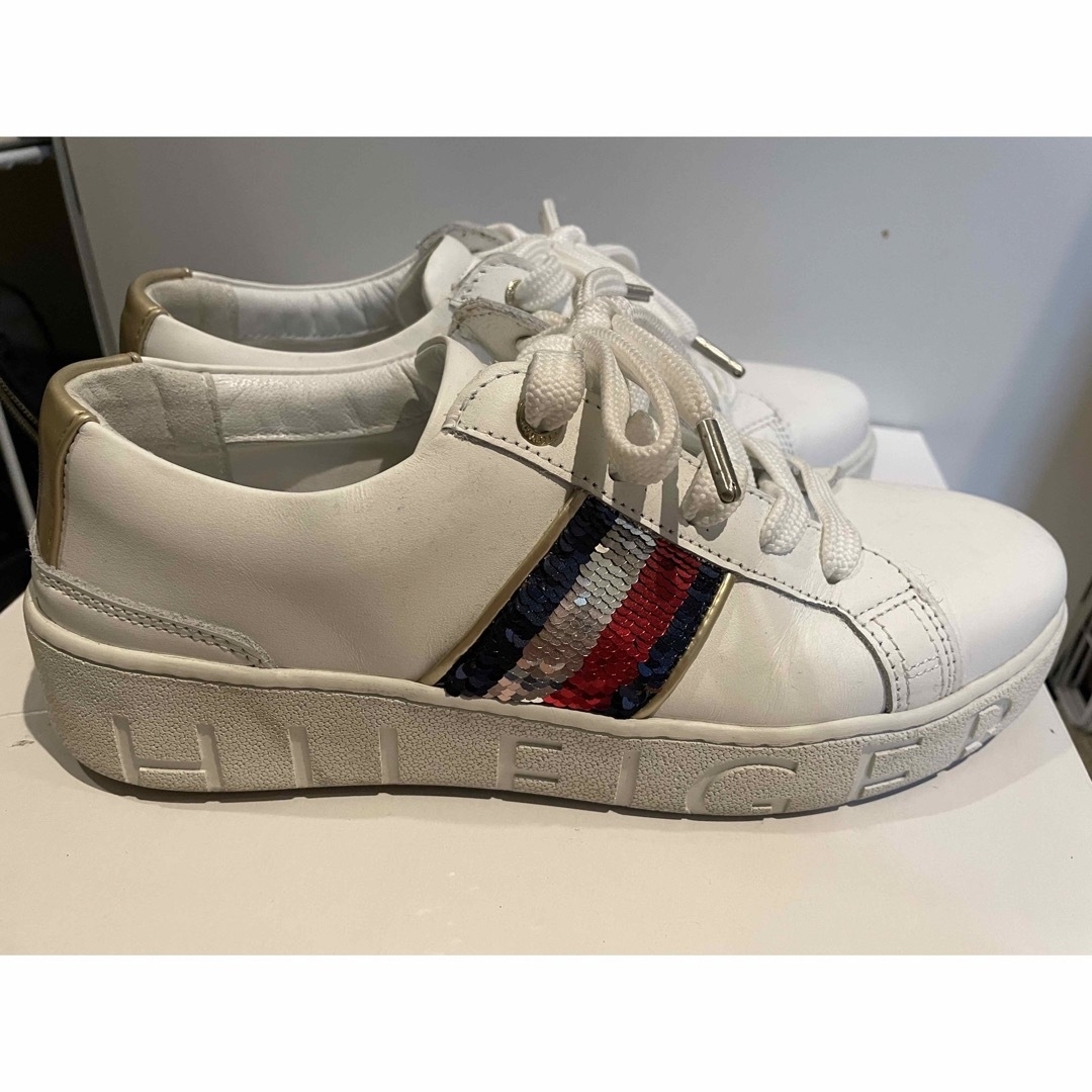 TOMMY HILFIGER - トミーヒルフィガー スニーカー23.5cmの通販 by