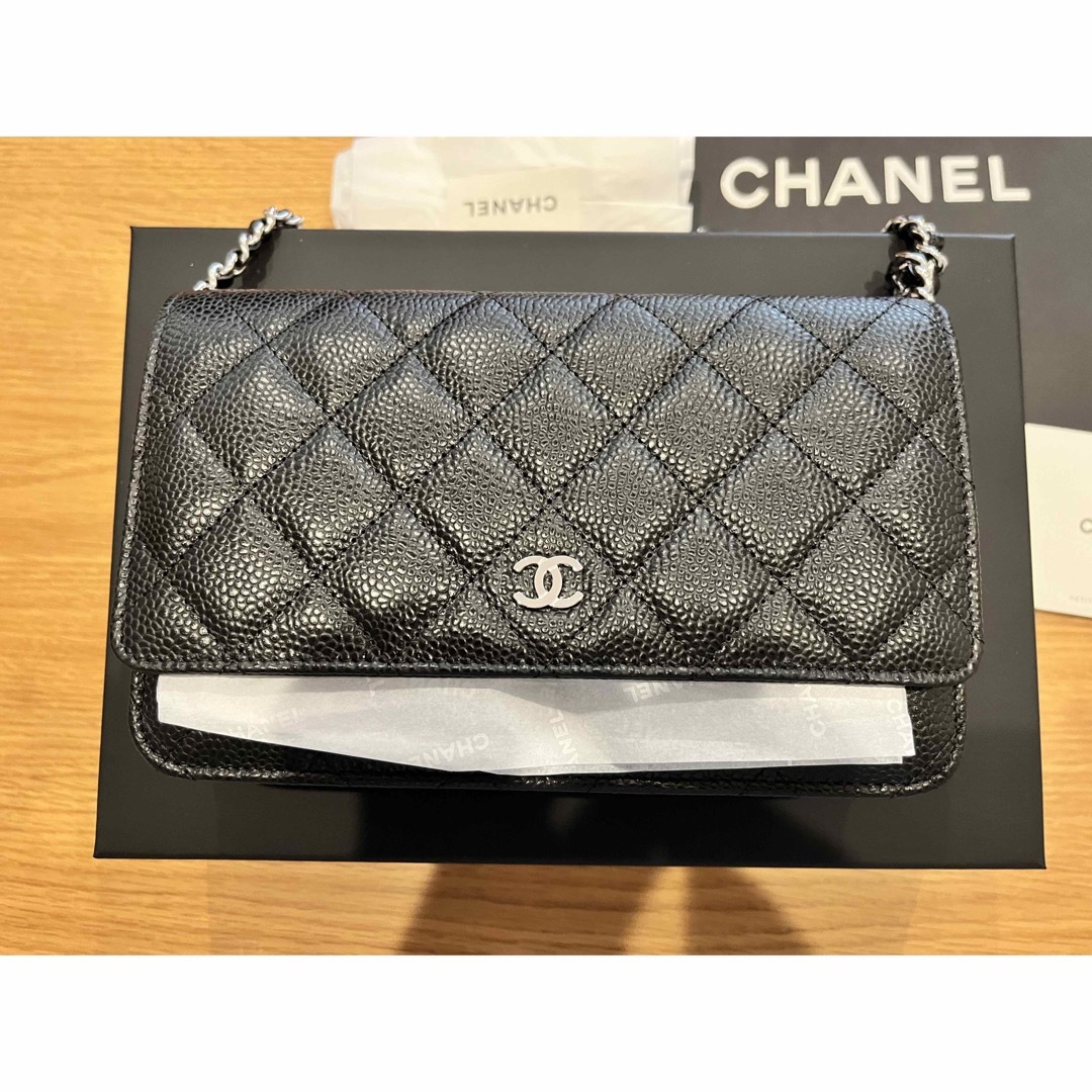 CHANEL(シャネル)のCHANELチェーンウォレット　キャビアスキン　シルバー金具 レディースのバッグ(ショルダーバッグ)の商品写真