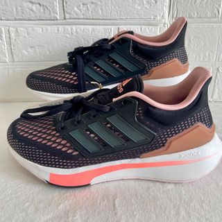 アディダス(adidas)の未使用adidasアディダス　ランニングシューズ23.0cm(スニーカー)