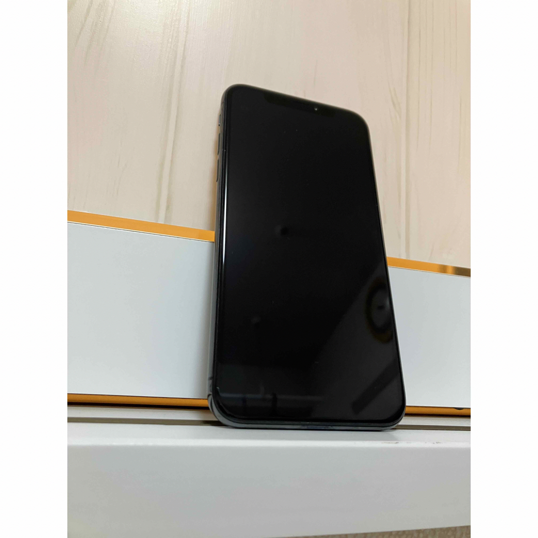 Apple(アップル)のiPhone x    space gray   256GB スマホ/家電/カメラのスマートフォン/携帯電話(スマートフォン本体)の商品写真