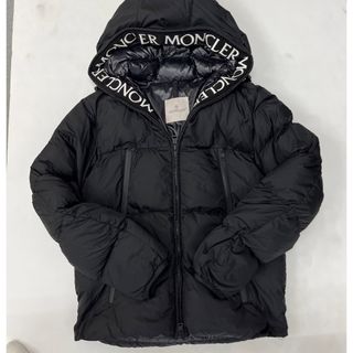 モンクレール ダウンジャケット(メンズ)の通販 7,000点以上 | MONCLER ...