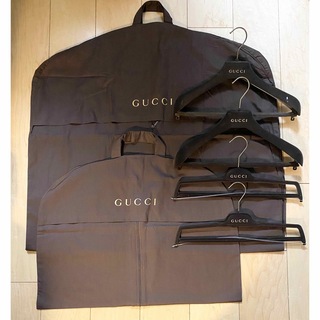 グッチ(Gucci)のGUCCI グッチ ガーメント&ハンガー セット ブラウン  美品(押し入れ収納/ハンガー)
