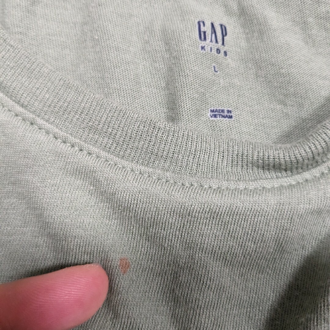 GAP(ギャップ)のGAP フリル　半袖　ビッグＴシャツ　140程度　カーキ キッズ/ベビー/マタニティのキッズ服女の子用(90cm~)(Tシャツ/カットソー)の商品写真