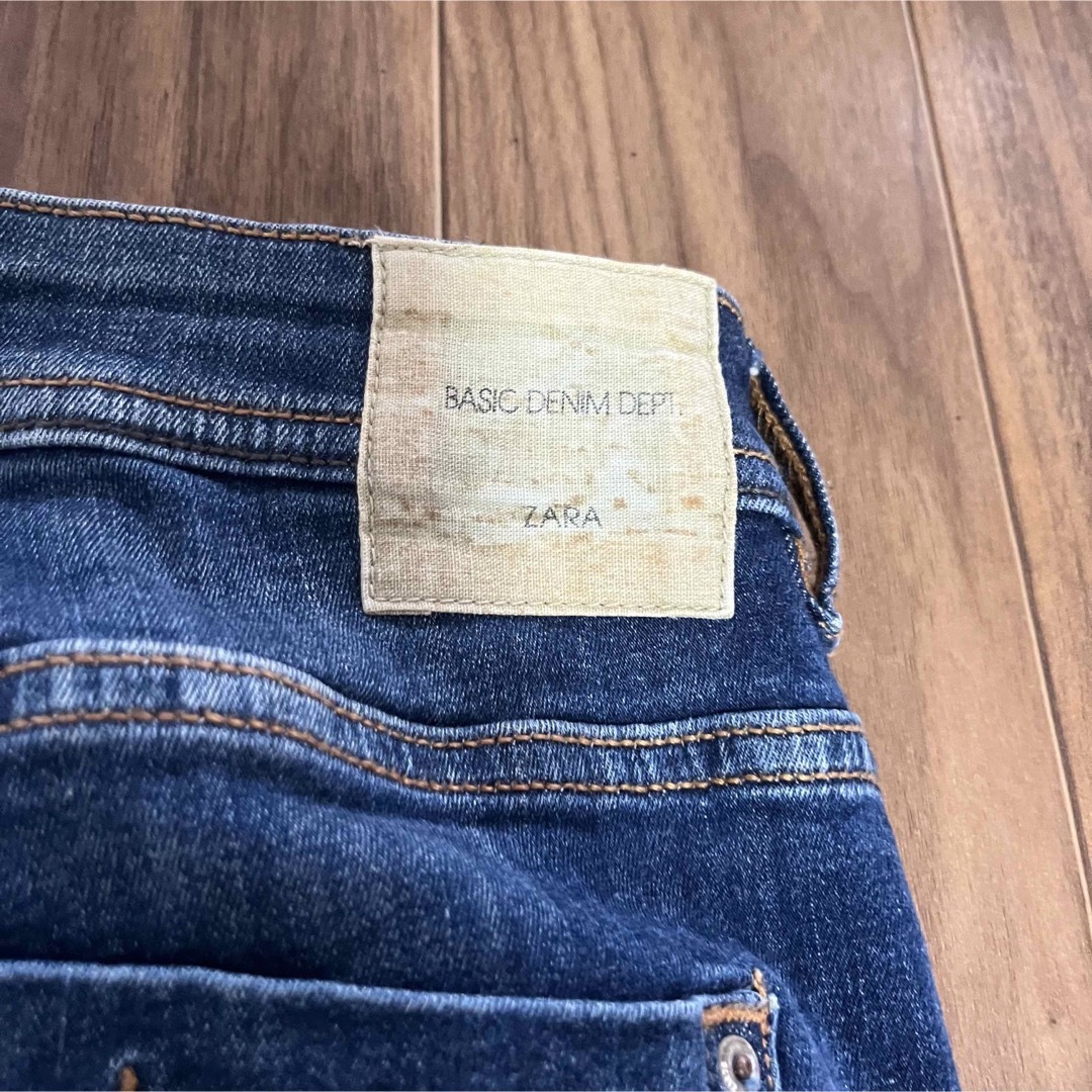 ZARA(ザラ)のZARA スキニーパンツ レディースのパンツ(デニム/ジーンズ)の商品写真