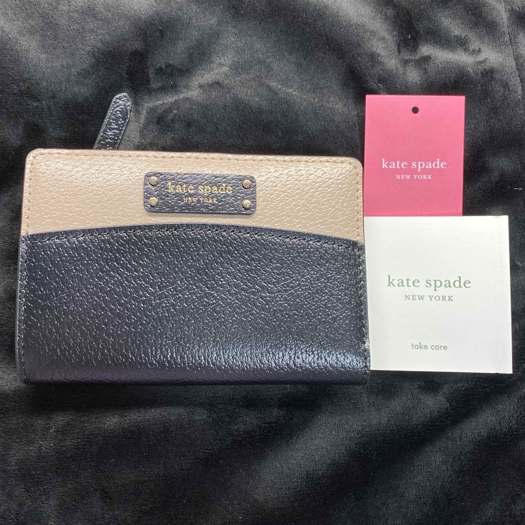 新品 kate spade ケイトスペード 財布 折り財布 ピンク 二つ折り財布-