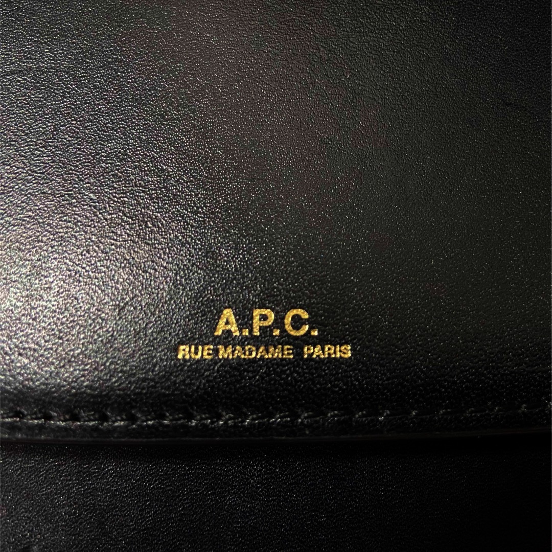 A.P.C - 【お値下げしました】A.P.C レザーショルダーバッグGeneve