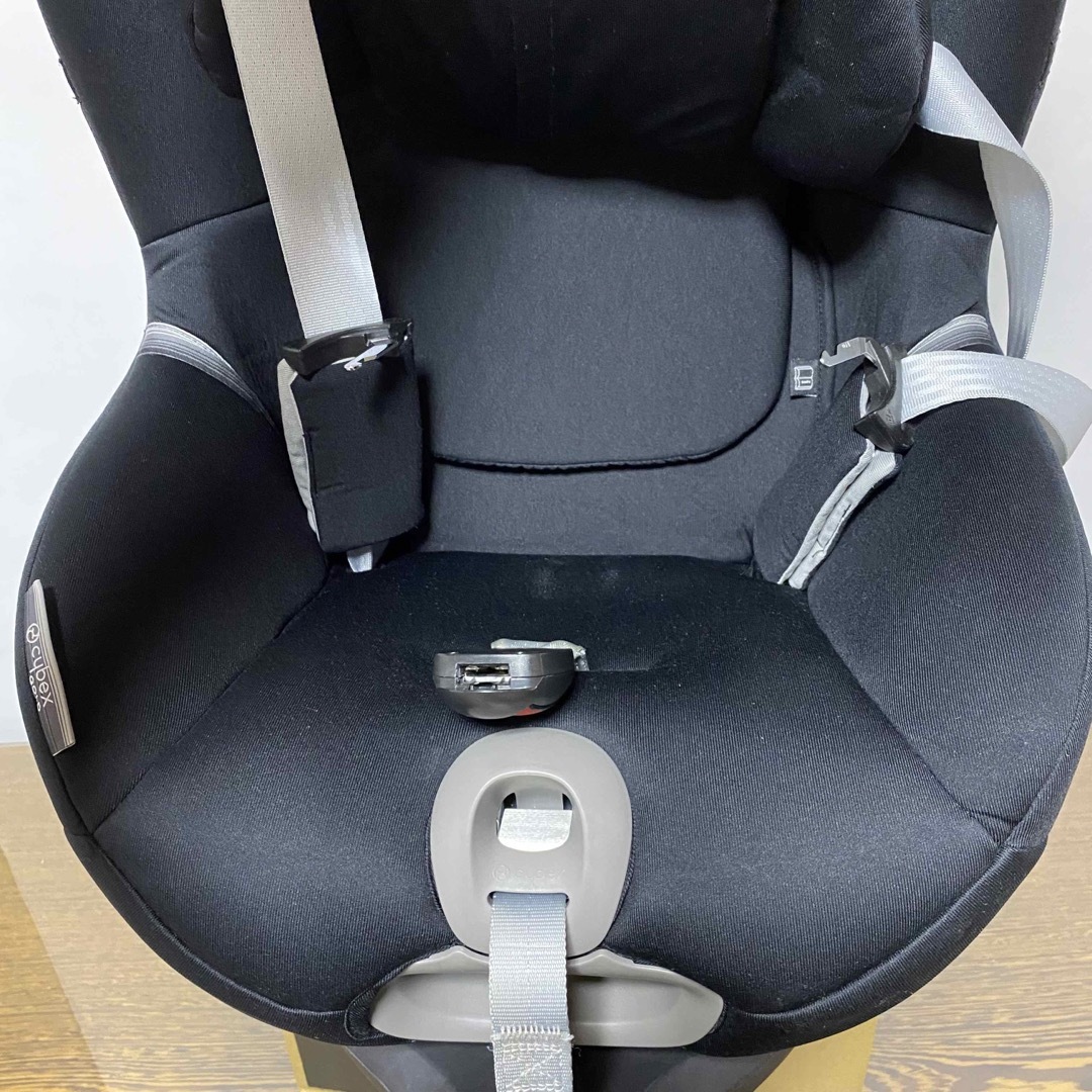 cybex シローナ S i-size ブラック 4