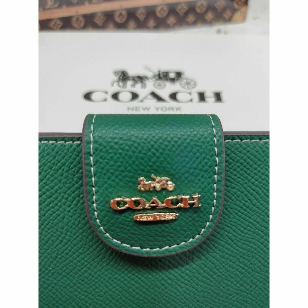 ⏹️未使用⏹️6390 COACH コーチ 折り財布 グリーン 無地 2
