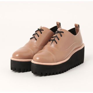 ジェフリーキャンベル(JEFFREY CAMPBELL)の【新品★未使用】ALL BLACKオールブラック　牛革　本革　厚底ローファー (ローファー/革靴)