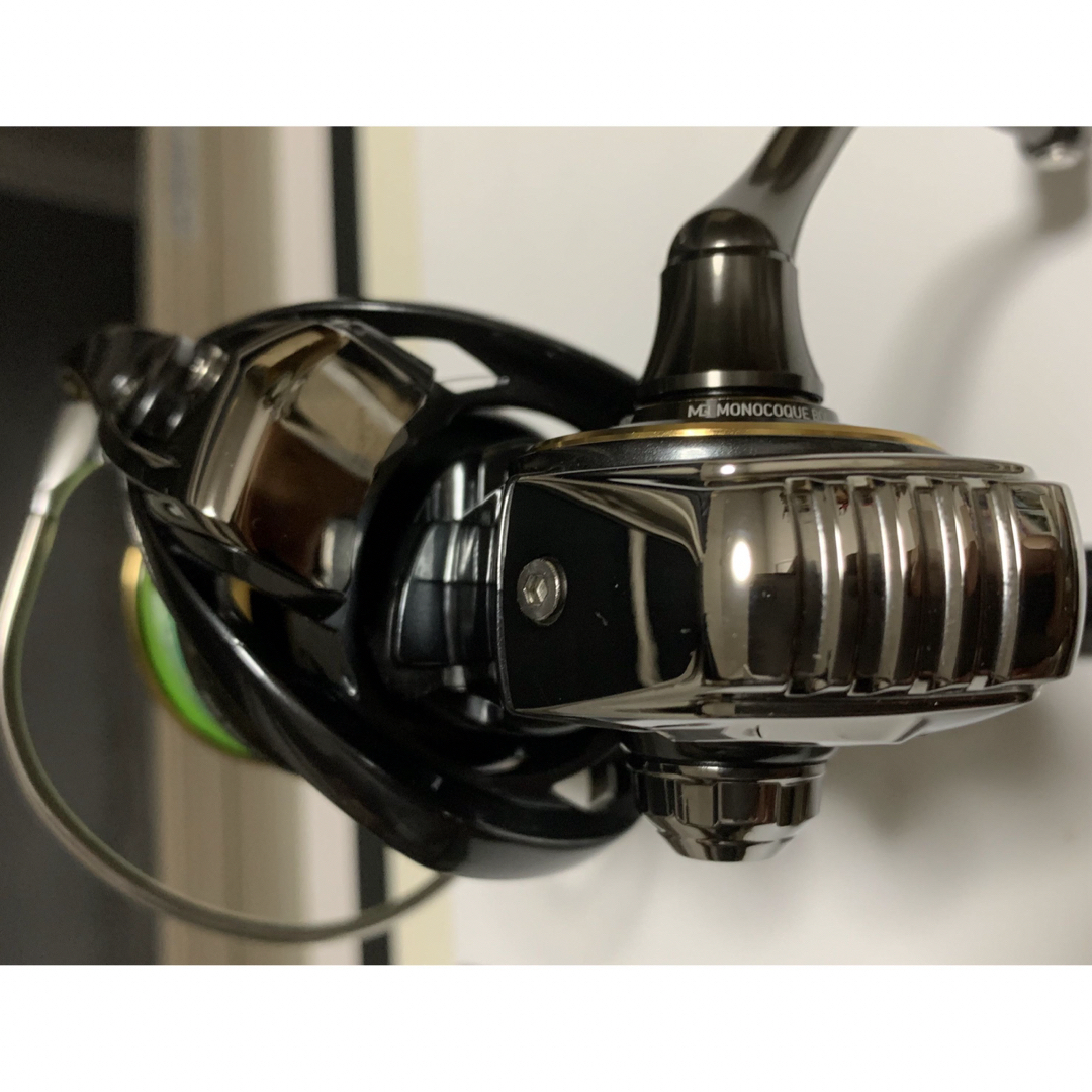 DAIWA(ダイワ)の22カルディアSW4000CXH スポーツ/アウトドアのフィッシング(リール)の商品写真