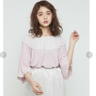 メリージェニー(merry jenny)のmerry jenny チュールカラープリーツTシャツ襟　フリル(カットソー(長袖/七分))