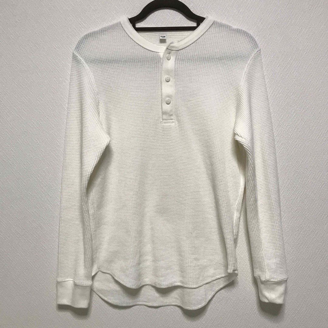 UNIQLO(ユニクロ)のユニクロ ワッフルヘンリーネックT 長袖 サーマル メンズのトップス(Tシャツ/カットソー(七分/長袖))の商品写真