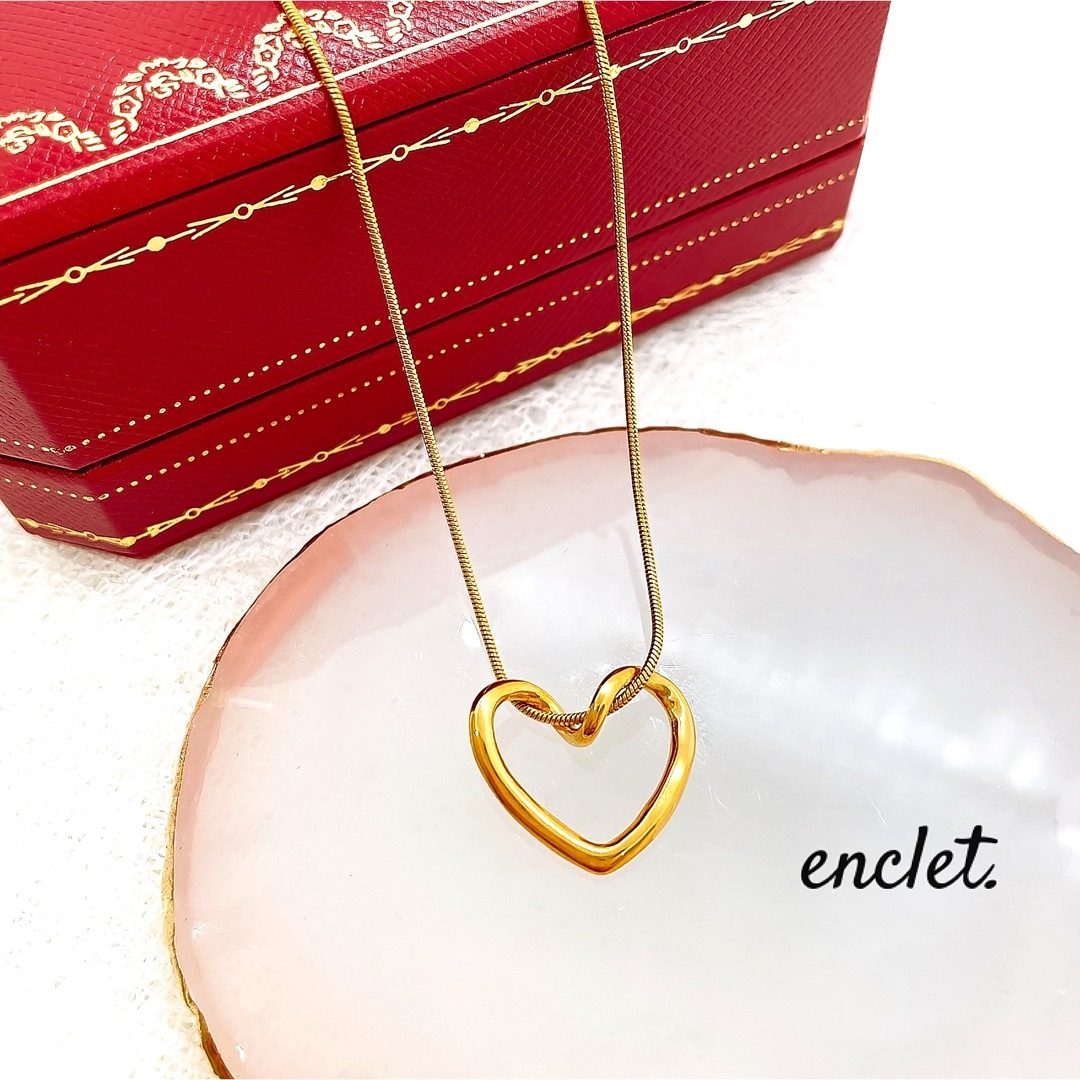 enclet. ステンレス 18K ハート ツイスト ネックレス レディースのアクセサリー(ネックレス)の商品写真