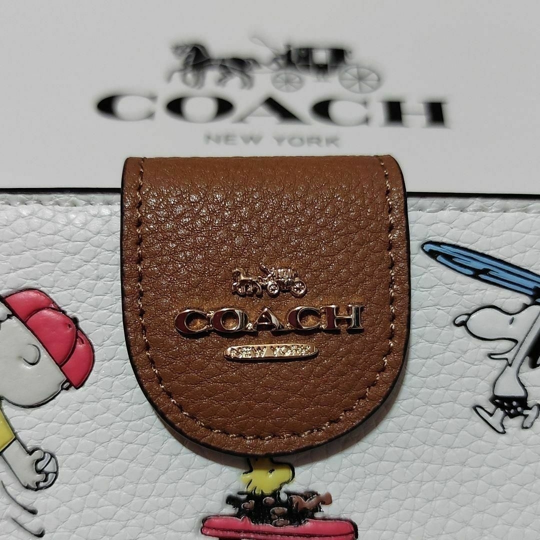 COACH - ⏹️未使用⏹️4899 COACH コーチ 折り財布 スヌーピーコラボ 