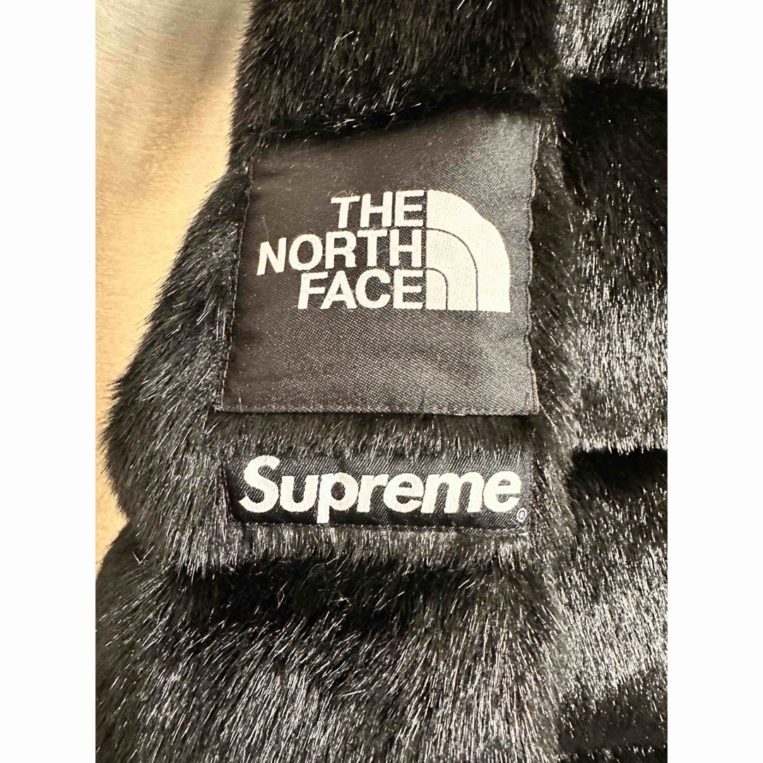 Supreme(シュプリーム)のSupreme North Face Faux Fur Nuptse ヌプシ メンズのジャケット/アウター(ダウンジャケット)の商品写真