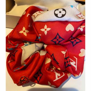 LOUIS VUITTON - ルイヴィトン シュシュ トロシュー 051221 m77398の