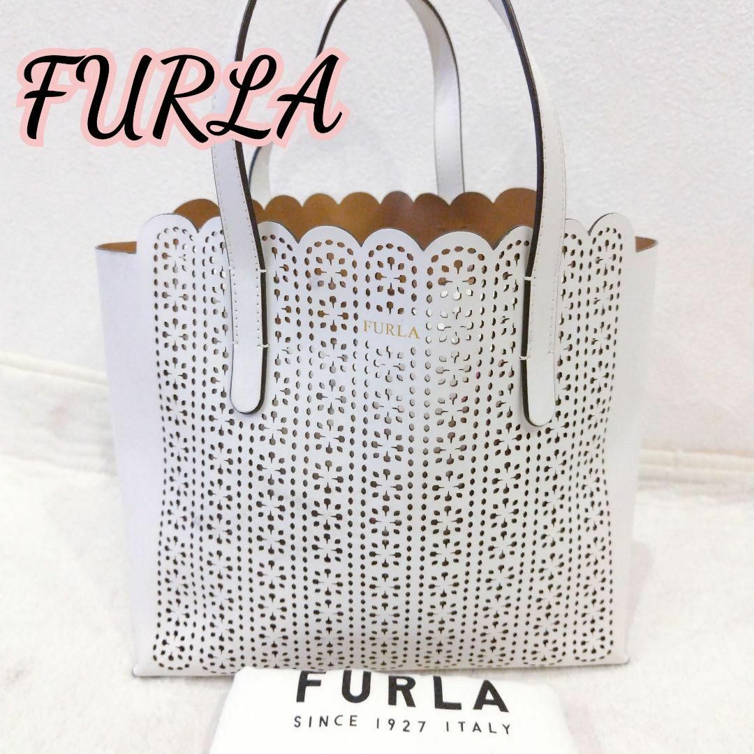 レア✨ FURLA フルラ サリー S フラワー パンチング トートバッグ