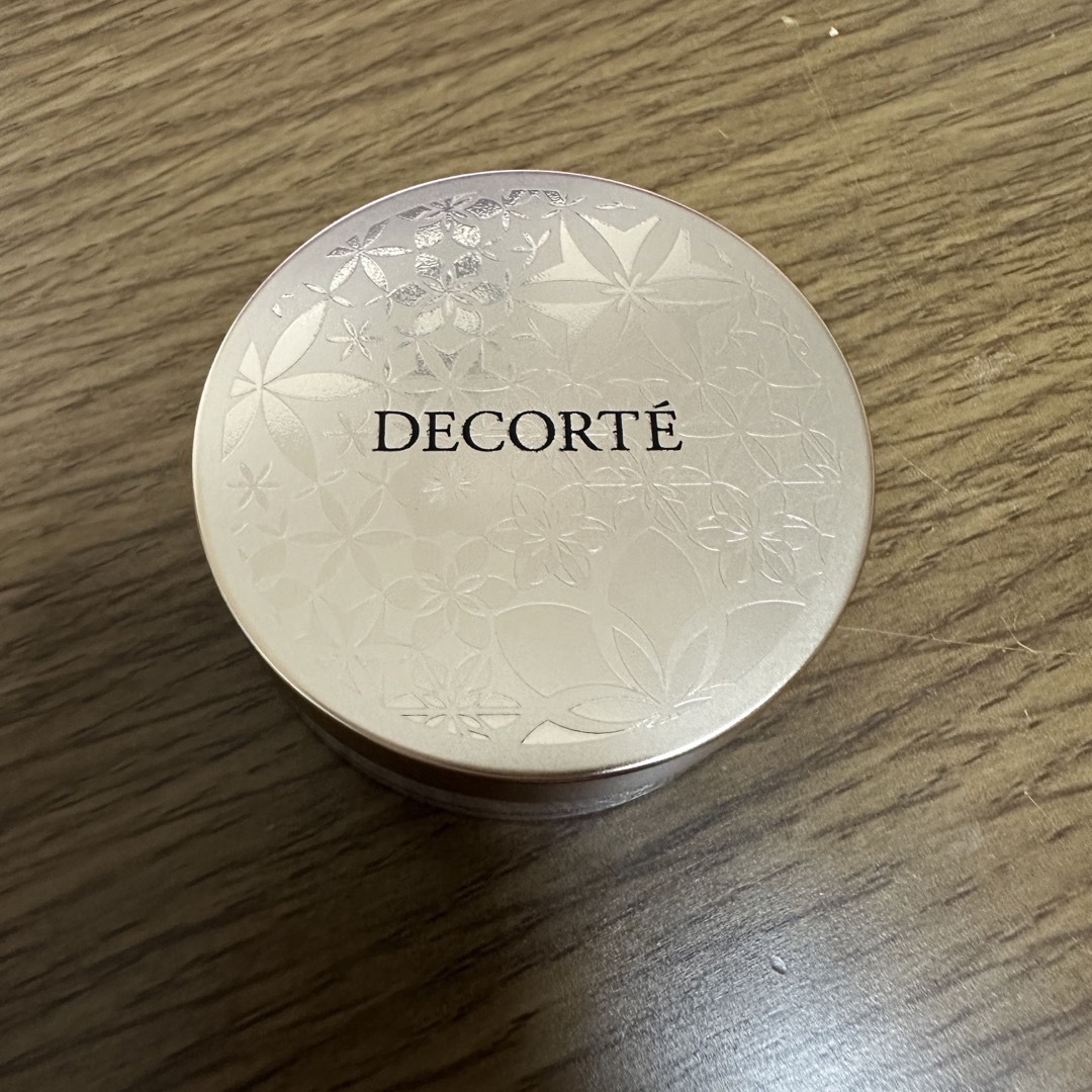 COSME DECORTE(コスメデコルテ)のコスメデコルテ　フェイスパウダー コスメ/美容のベースメイク/化粧品(フェイスパウダー)の商品写真