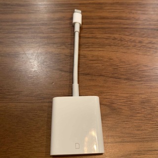アップル(Apple)のApple Lightning - SDカードカメラリーダー(PC周辺機器)