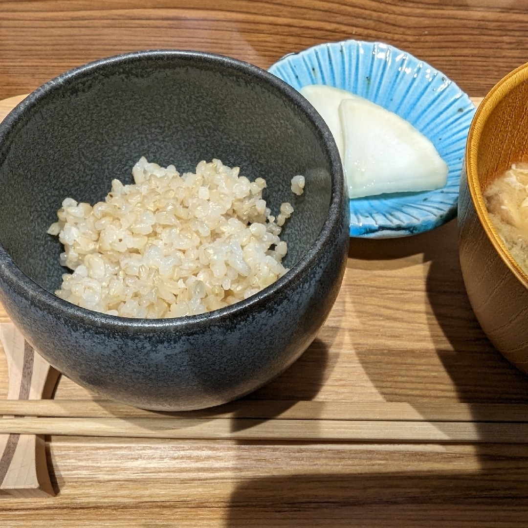 R5年富山県産コシヒカリ玄米5kg×4袋✳️関東、東海、信越、関西地方