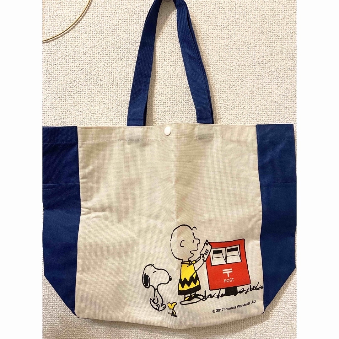 PEANUTS(ピーナッツ)の郵便局PEANUTS❁貯金箱&メモスタンド&トートバッグ エンタメ/ホビーのおもちゃ/ぬいぐるみ(キャラクターグッズ)の商品写真